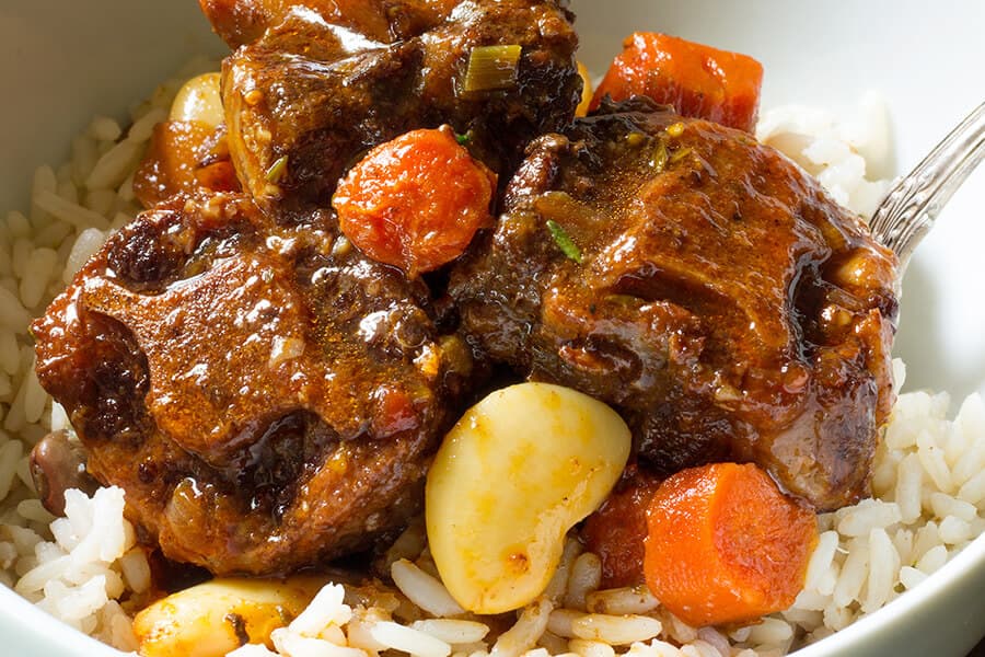 Oxtails & Beans
